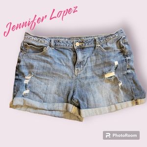 Jennifer Lopez shorts